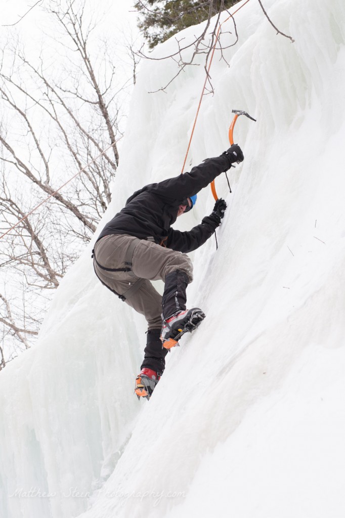 Mike Ewing getting over the lip.